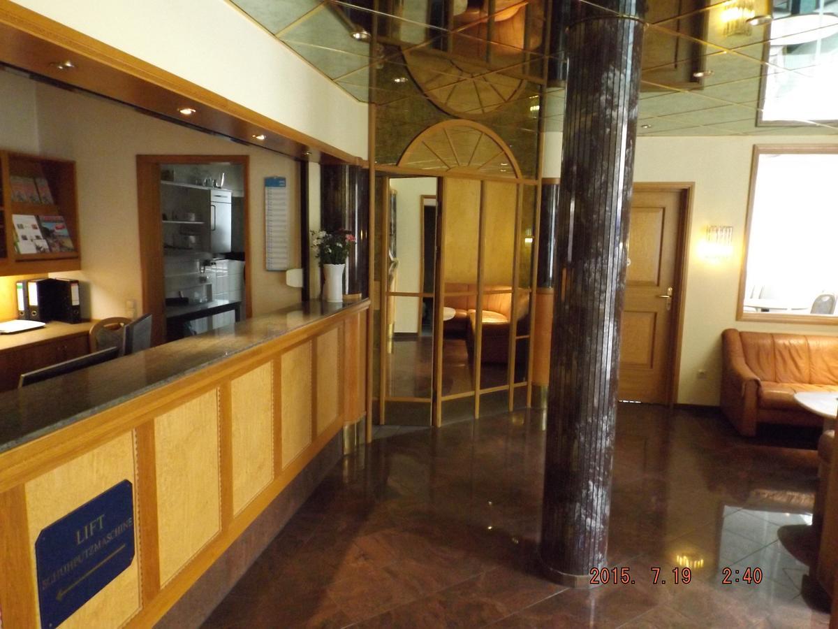 Hotel Ziegenkrug Schweriner Tor Pampow Екстер'єр фото
