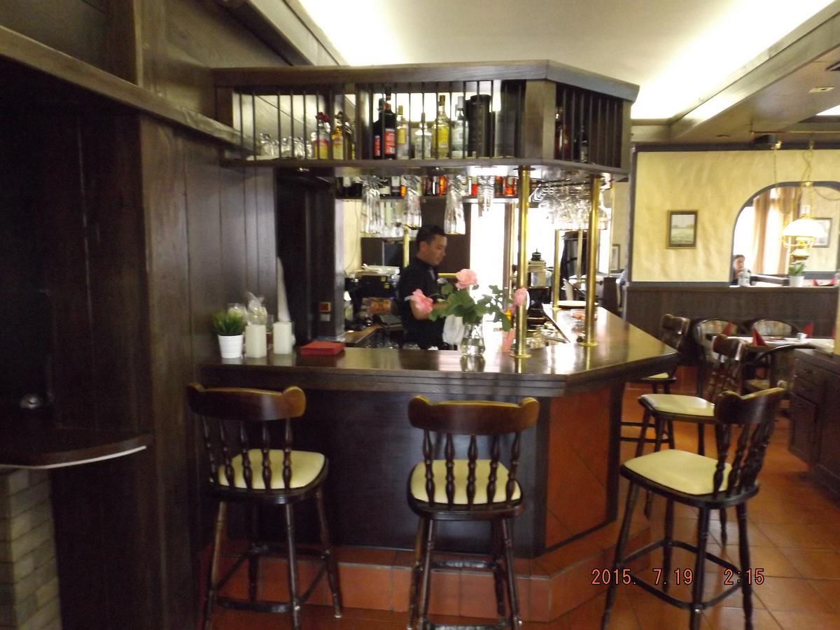Hotel Ziegenkrug Schweriner Tor Pampow Екстер'єр фото
