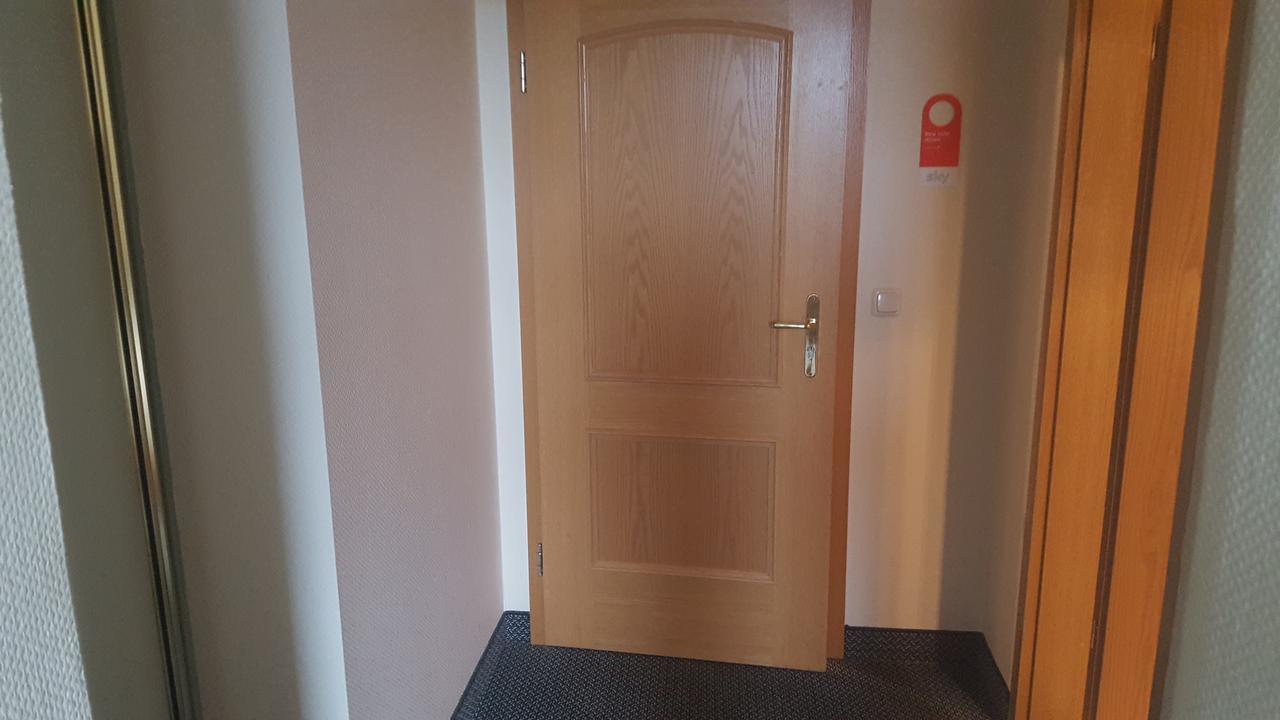 Hotel Ziegenkrug Schweriner Tor Pampow Екстер'єр фото