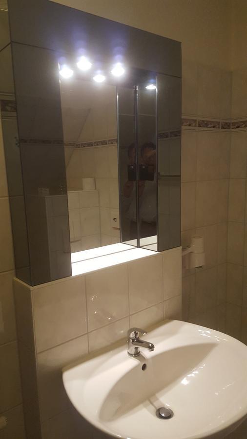 Hotel Ziegenkrug Schweriner Tor Pampow Екстер'єр фото