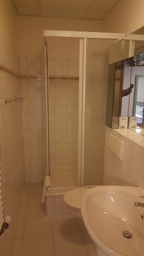 Hotel Ziegenkrug Schweriner Tor Pampow Екстер'єр фото