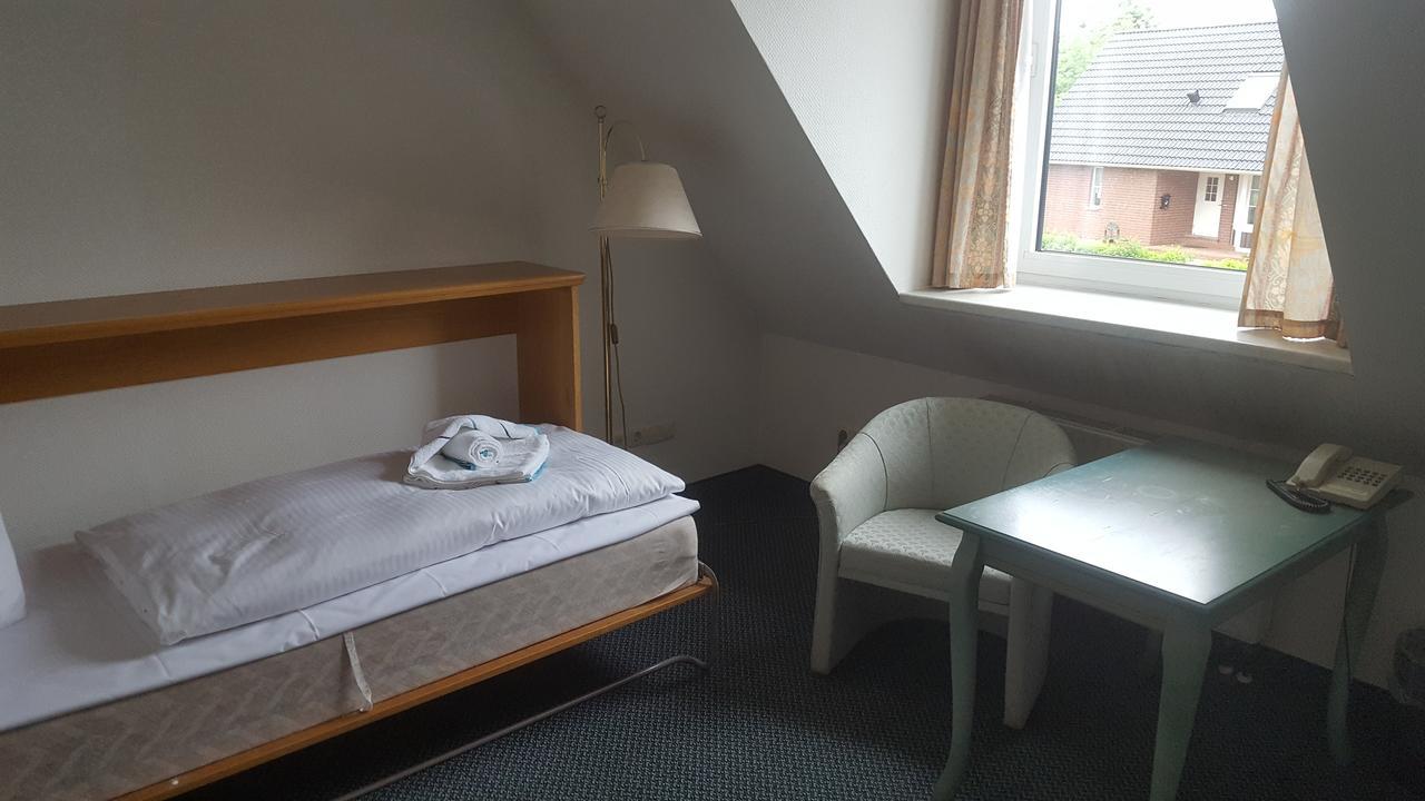 Hotel Ziegenkrug Schweriner Tor Pampow Екстер'єр фото